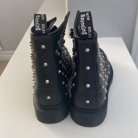Dr Martens Black 1460 Studs Wanama Leather Lace Up Boots Size 5 - Picture 5 of 13